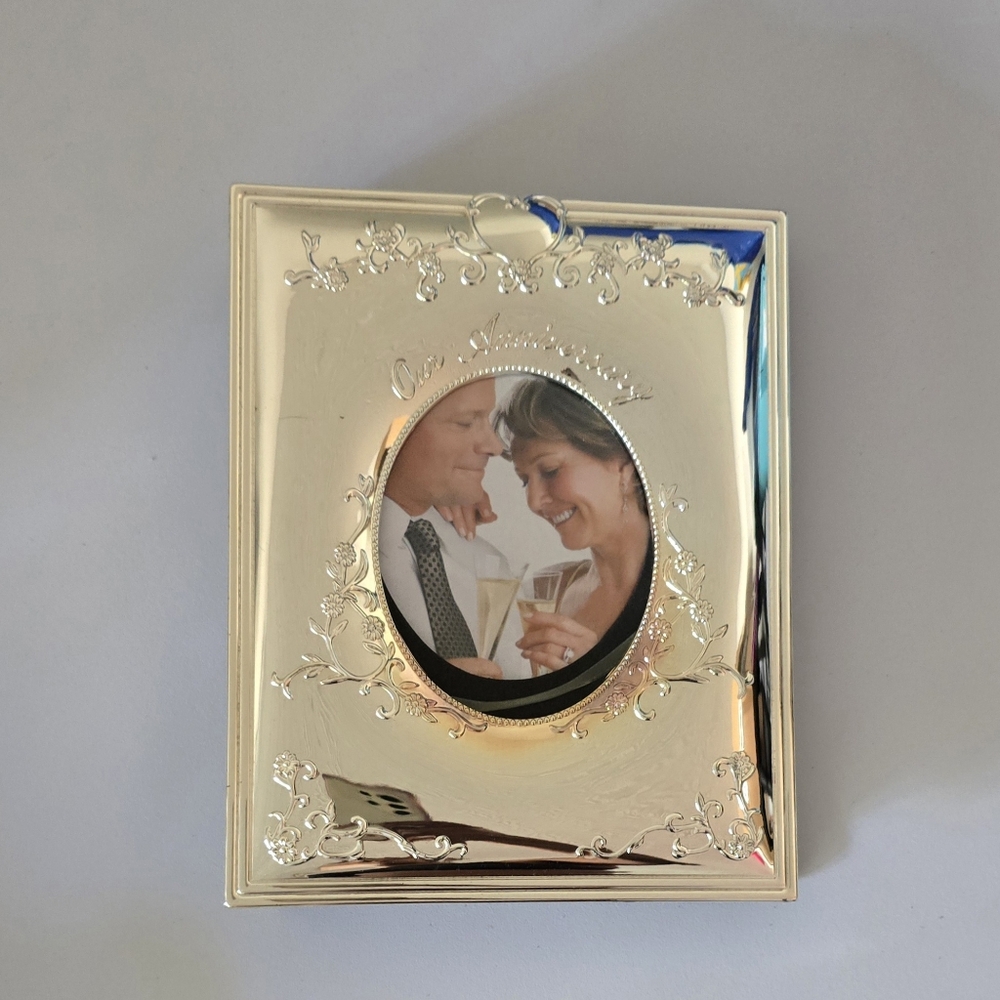 Things remembered Silver Photo Frame/album